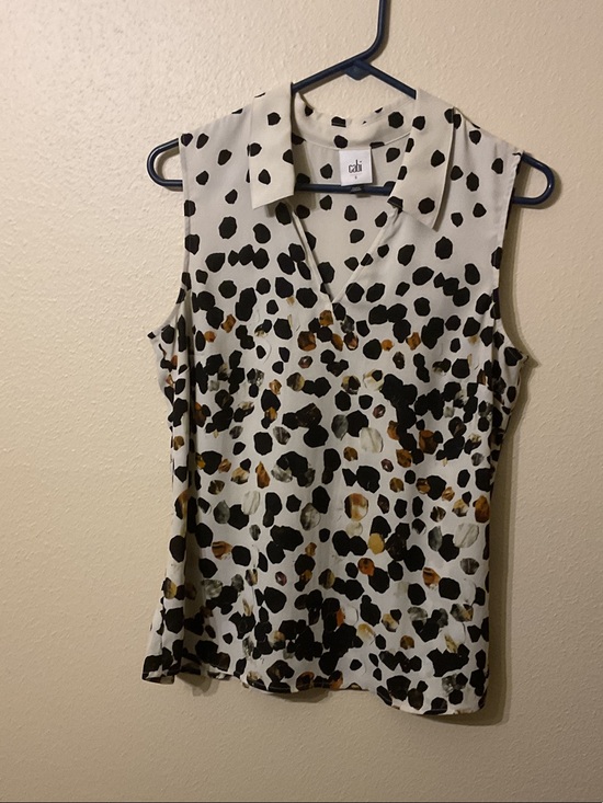 cabi Tops - cabi Ivory Sleeveless V-Neck Animal Print Camisole Size Small